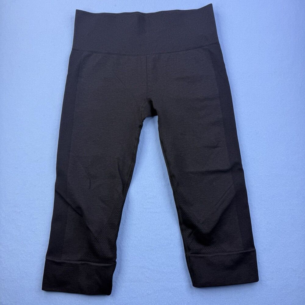 Lululemon Seamlessly Street Crop Textured Black/Gray Size 8 1084